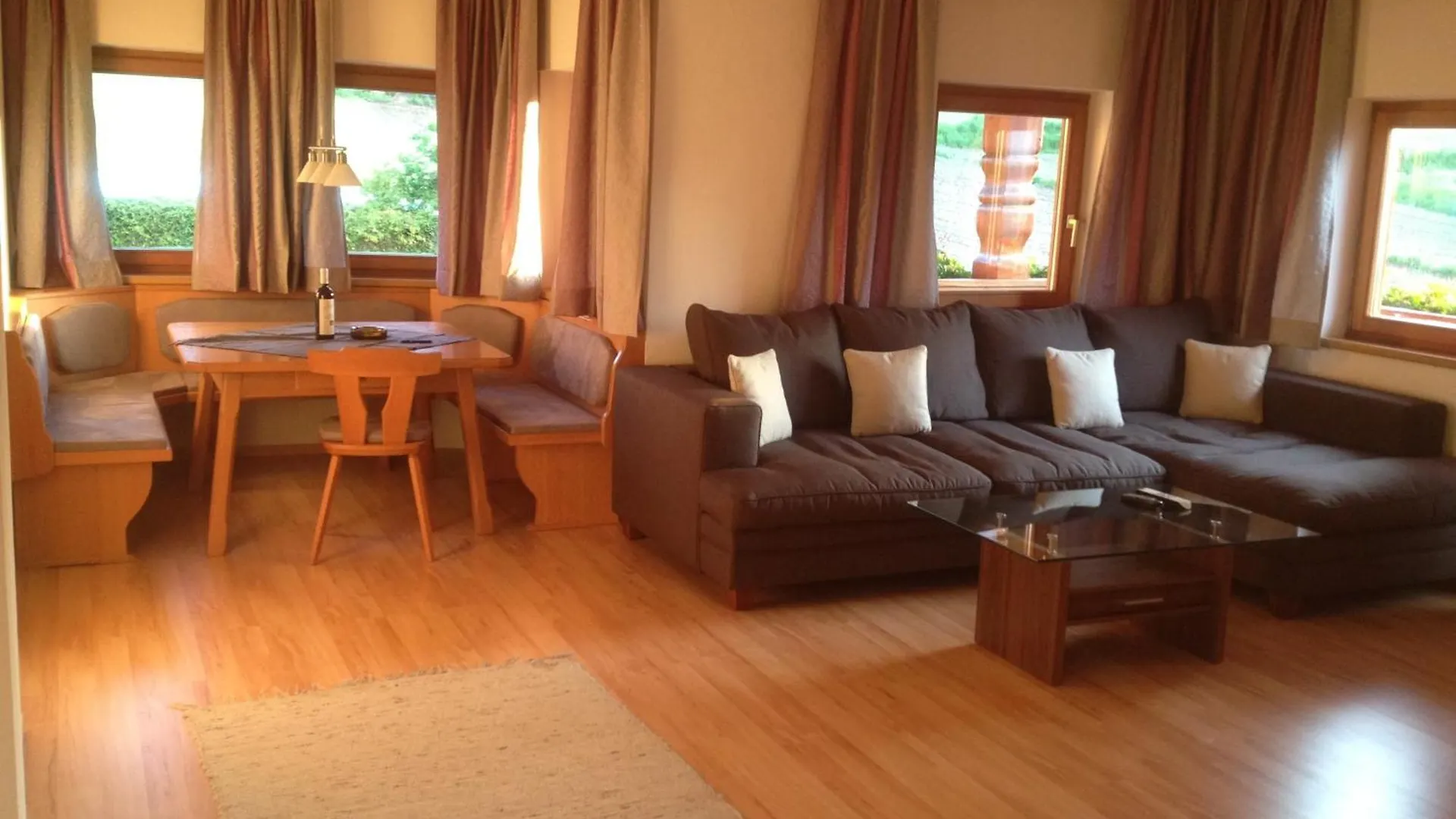 Landhaus Peer Apartment Innsbruck Austria